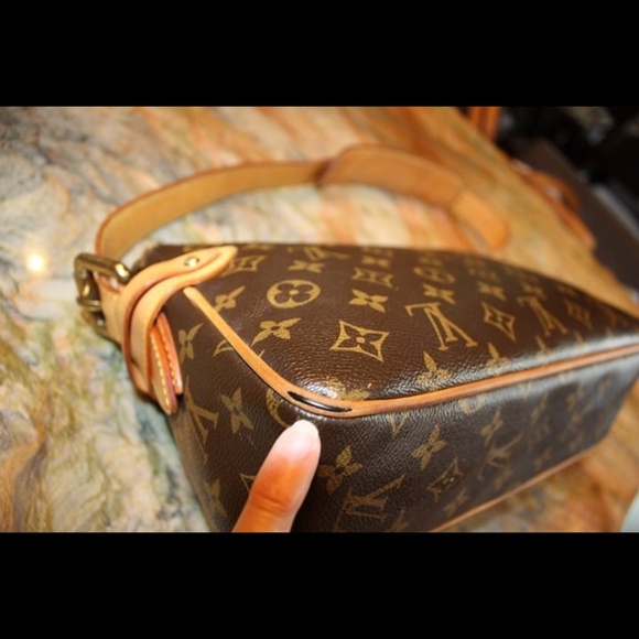 Louis Vuitton Hudson PM shoulder bag - Picture 5 of 13